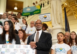 June 19, 2019:  Senator Haywood joins hundreds of Pennsylvanians to call for 100% renewable energy in Pennsylvania.
