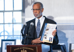 December 2, 2019 – Senator Art Haywood (D-Montgomery/Philadelphia) joined local elected officials for a dual event focused on economic justice: Senator Haywood announced the People’s Budget and the completion of the Poverty Report at the Johnson House Historic Site in Germantown.