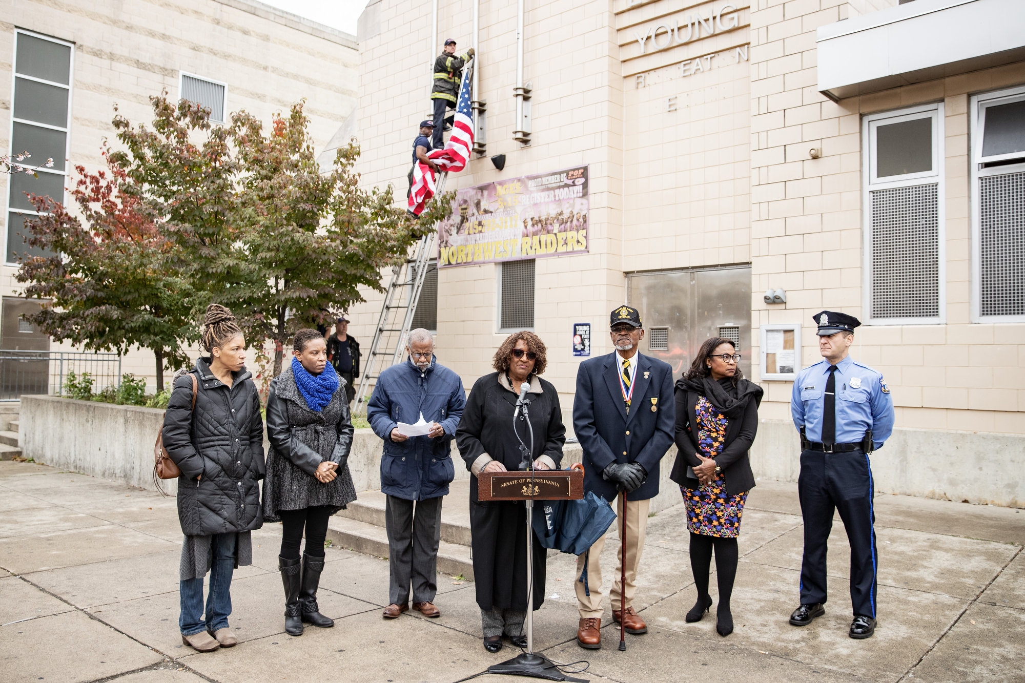 November 9, 2018: In honor of Veterans Day, Senator Haywood held a ceremony to raise the flag at Lonnie Young Recreation Center and to pay tribute to our veterans.