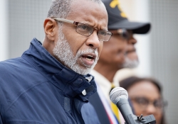 November 9, 2018: In honor of Veterans Day, Senator Haywood held a ceremony to raise the flag at Lonnie Young Recreation Center and to pay tribute to our veterans.